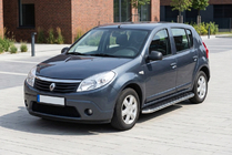Dacia Sandero 2007-2013 Trittbretter Maydos V1 (2 Stk., Aluminium & Edelstahl) Foto 1