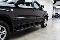 Kia Sportage 2004-2010 Seitenschweller Bosphorus Black (2 Stk., Aluminium) Foto 1