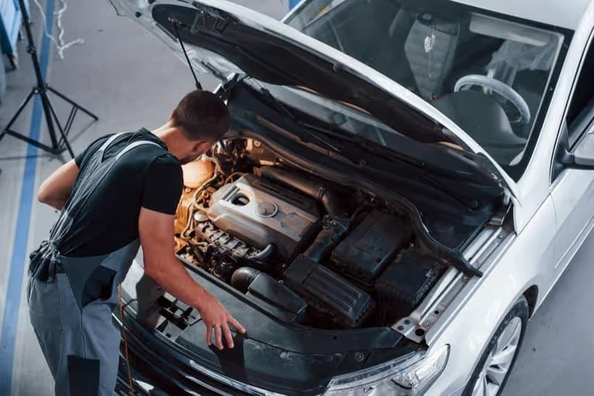 So verlängern Sie die Lebensdauer eines Automotors: nützliche Tipps für Autobesitzer