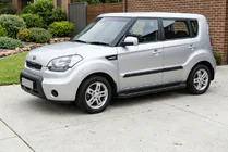 Kia Soul I 2008-2013 Trittbretter Allmond Black (2 Stk., Aluminium) Foto 1