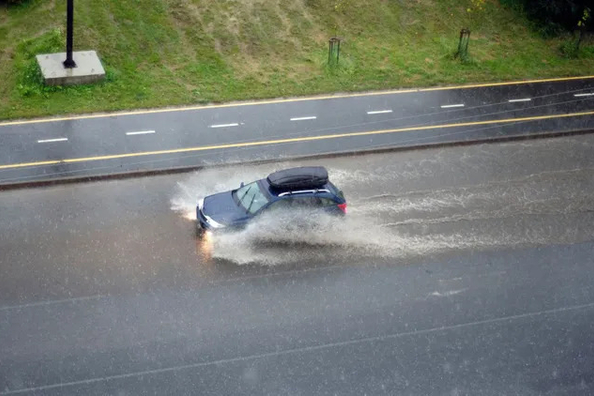Steigt der Kraftstoffverbrauch bei Regen?