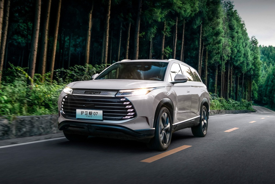 BYD Frigate 07 im Test: Plug-in-Hybrid-SUV mit maritimem Design