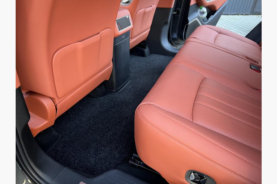 BYD Tang L 2025– Textil Fußmatten Deluxe (2 Reihen, Schwarz) Foto 3