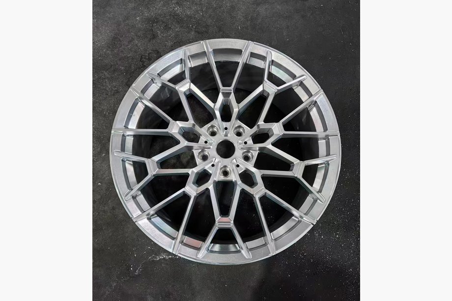 BMW 5/i5 Series G60/G60E/G61 2023- Geschmiedete Felgen OEM R22 V2 (4 Stk) Image