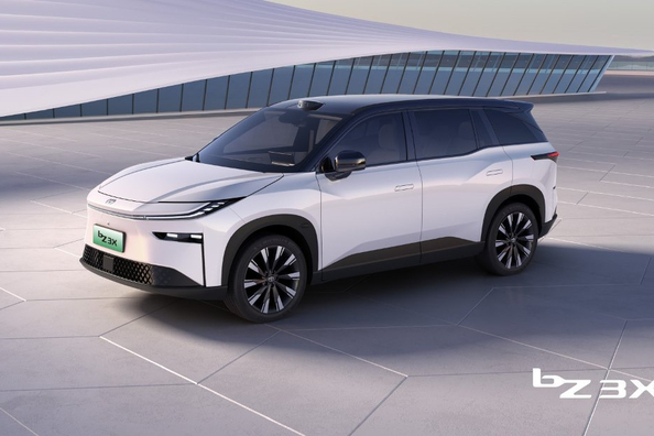Toyota bZ3X im Test: Technische Daten, Ausstattung, Fotos