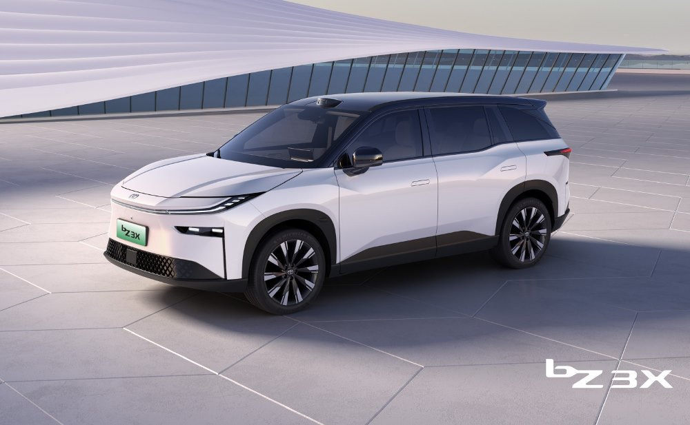 Toyota bZ3X im Test: Technische Daten, Ausstattung, Fotos