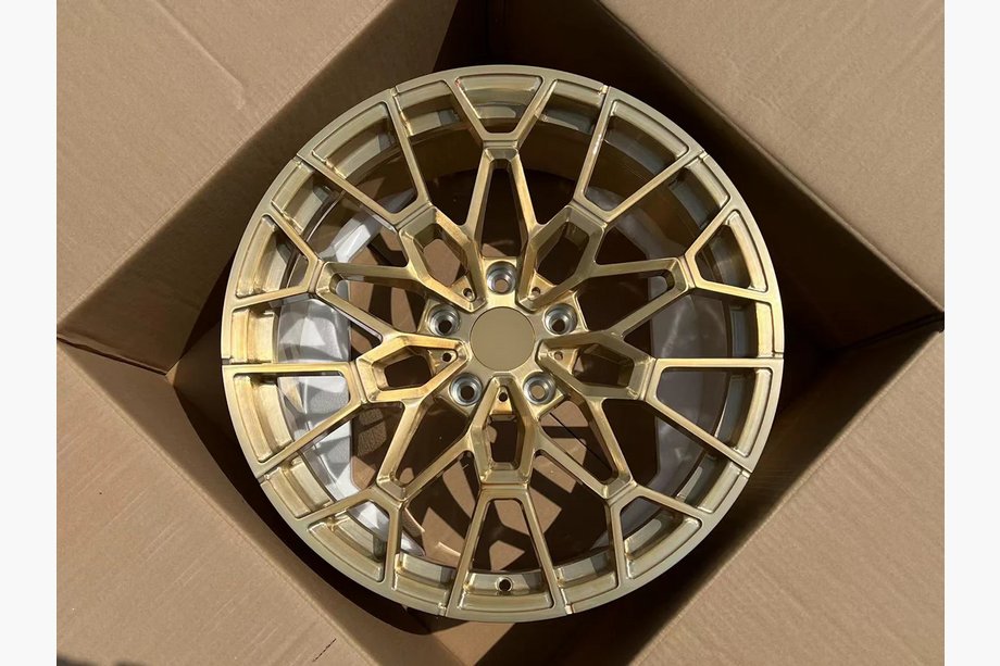 Jeep Grand Cherokee WK2 2010-2021 Geschmiedete OEM Felgen R20 (4 Stk) Image