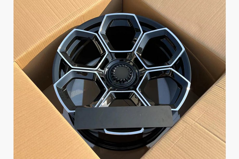 Lamborghini Aventador 2011-2022 Geschmiedete OEM Felgen R20 R21 V5 (4 Stk) Foto 2
