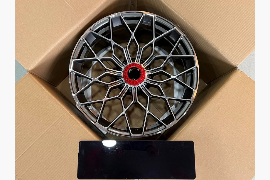 Lamborghini Huracan 2014- Geschmiedete OEM Felgen R20 R21 V1 (4 Stk) Image