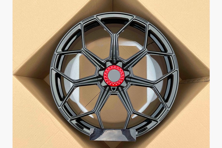 Lamborghini Aventador 2011-2022 Geschmiedete OEM Felgen R20 R21 V7 (4 Stk) Image