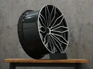 Lamborghini Urus 2018- Geschmiedete Felgen OEM R23 V10 (4 Stk) Foto 1