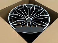 Lamborghini Urus 2018- Geschmiedete Felgen OEM R23 V10 (4 Stk) Foto 5