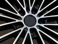 Lamborghini Urus 2018- Geschmiedete Felgen OEM R23 V10 (4 Stk) Foto 10