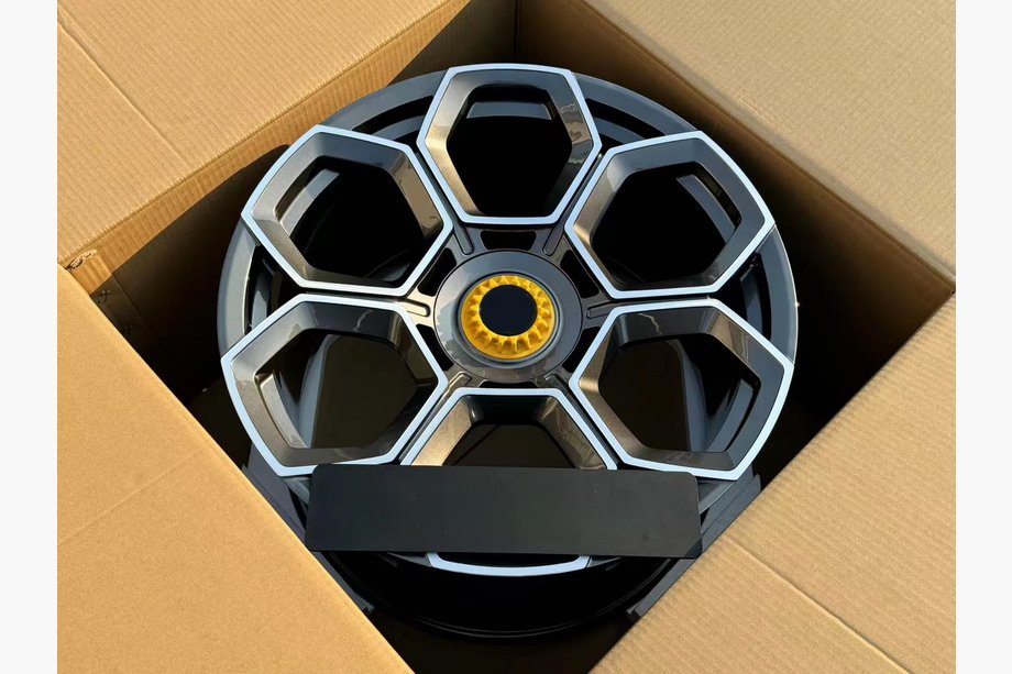 Lamborghini Aventador 2011-2022 Geschmiedete OEM Felgen R20 R21 V9 (4 Stk) Foto 3