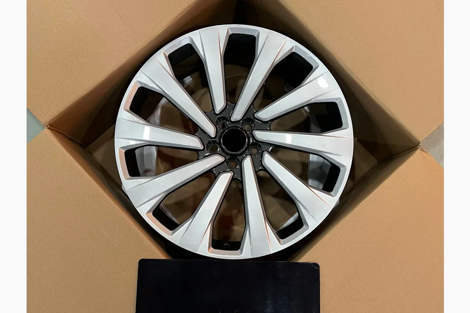 Range Rover V L460 2021- Geschmiedete Felgen OEM R24 V2 (4 Stk) Foto 1