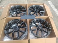 Range Rover Sport 2014-2022 Geschmiedete OEM-Felgen R21 (4 Stk) Foto 6