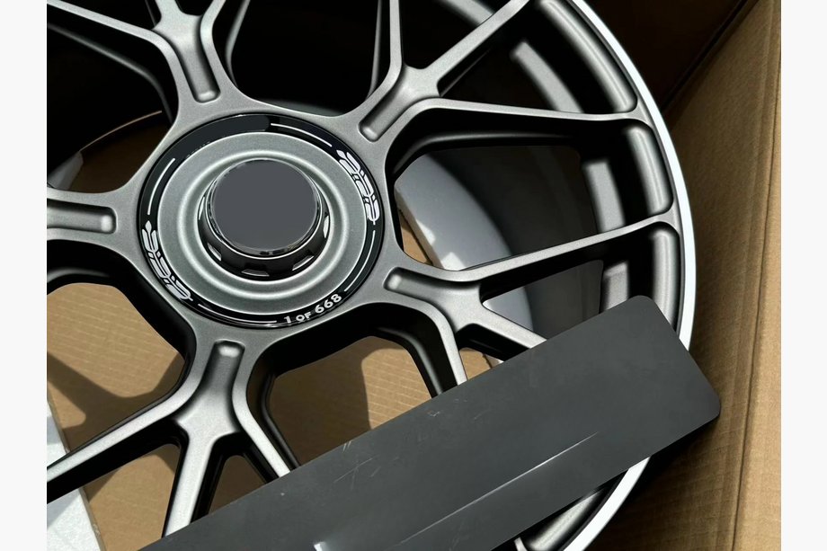 Mercedes AMG GT C190/R190 2014-2022 Geschmiedete OEM Felgen R19 V1 (4 Stk) Foto 8