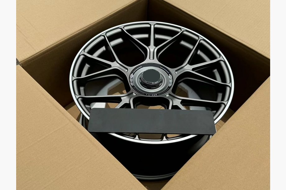 Mercedes AMG GT C190/R190 2014-2022 Geschmiedete OEM Felgen R19 V1 (4 Stk) Foto 4