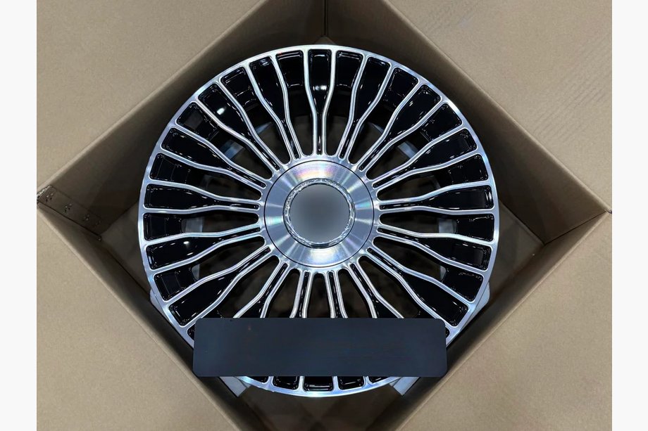 Mercedes S-class W223 2020- Geschmiedete OEM Felgen R19 V2 (4 Stk) Image