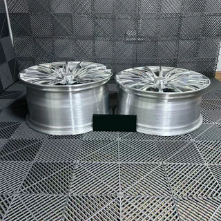 Geschmiedete OEM R21 V2 Felgen (4 Stk) Foto 4