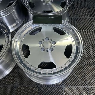 Geschmiedete OEM Felgen R19 (4 Stk) Foto 3