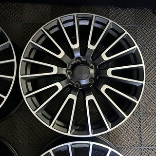 Geschmiedete OEM Felgen R22 V7 (4 Stk) Mercedes G сlass W465 2025- Foto 1