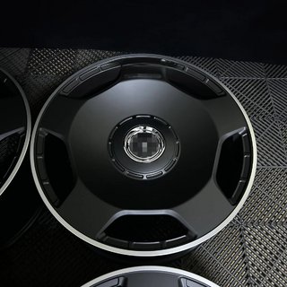 Geschmiedete OEM R21 V2 Felgen (4 Stk) Foto 1