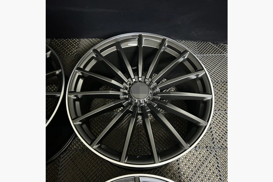 Mercedes GLS X167 2019- Geschmiedete OEM R22 V3 Felgen (4 Stk) Image