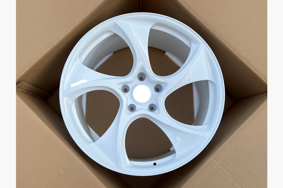 Porsche 911 (992) 2018– Geschmiedete OEM Felgen R20 R21 V10 (4 Stk) Image