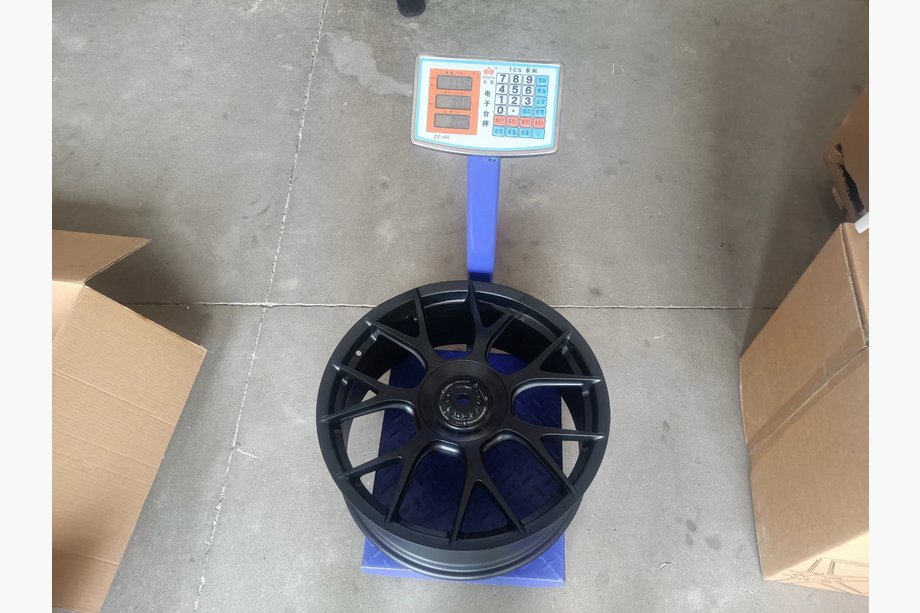 Porsche 911 (991) 2011–2019 Geschmiedete OEM Felgen R20 V1 (4 Stk) Foto 7