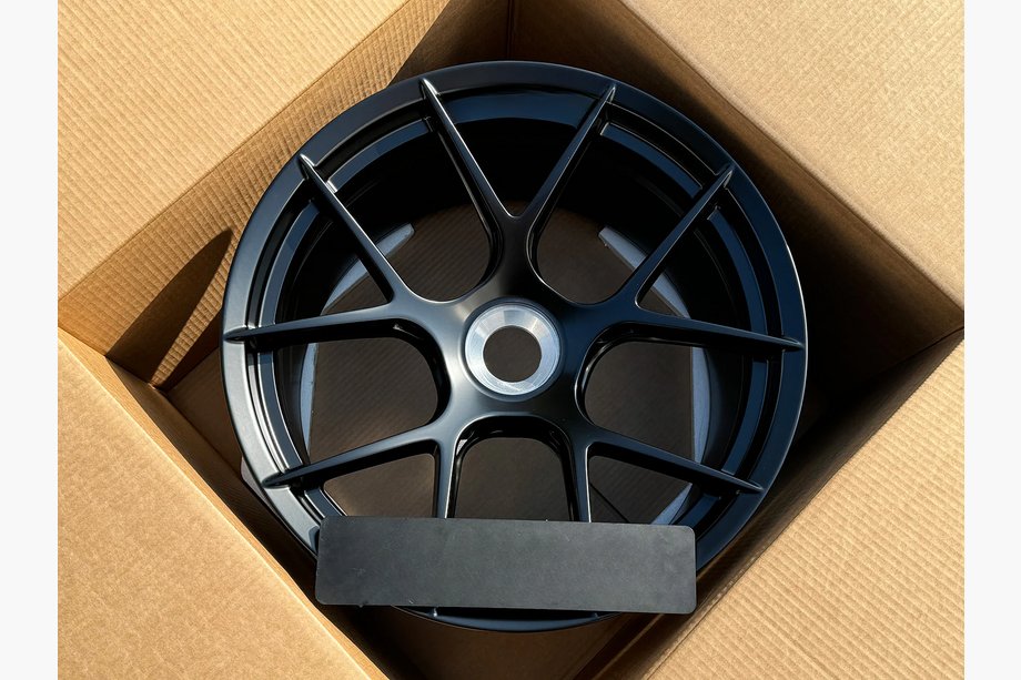 Porsche 911 (992) 2018– Geschmiedete OEM Felgen R20 R21 V31 (4 Stk) Image