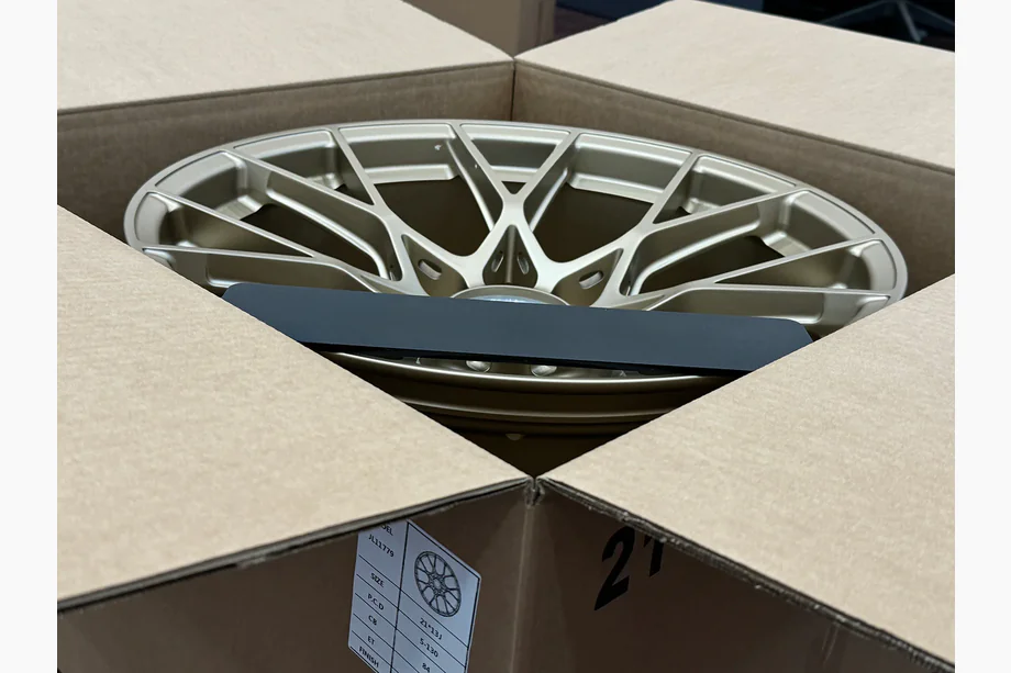 Porsche 911 (992) 2018– Geschmiedete OEM Felgen R20 R21 V32 (4 Stk) Foto 7