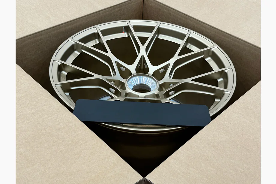 Porsche 911 (992) 2018– Geschmiedete OEM Felgen R20 R21 V32 (4 Stk) Foto 5