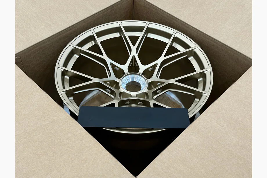 Porsche 911 (992) 2018– Geschmiedete OEM Felgen R20 R21 V32 (4 Stk) Foto 4