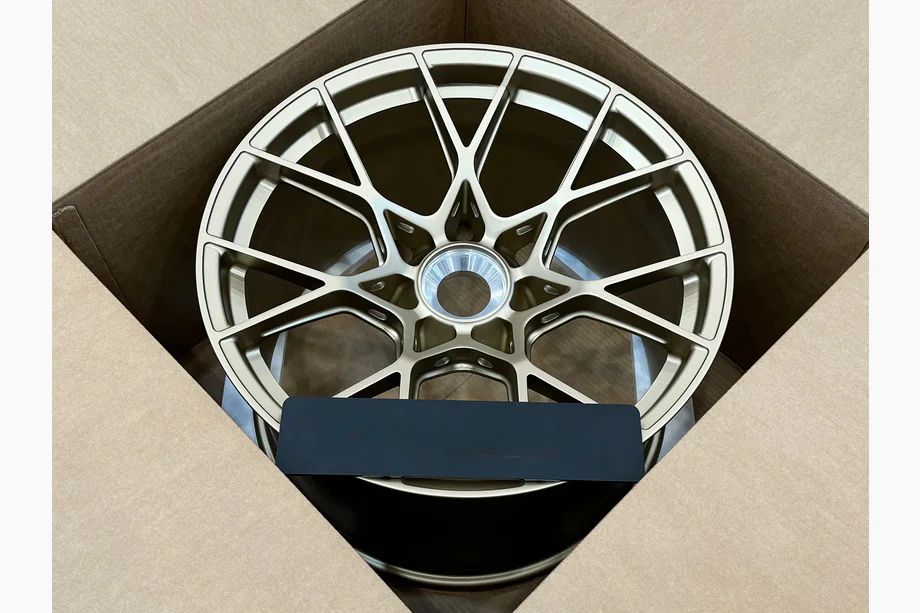 Porsche 911 (992) 2018– Geschmiedete OEM Felgen R20 R21 V32 (4 Stk) Foto 3