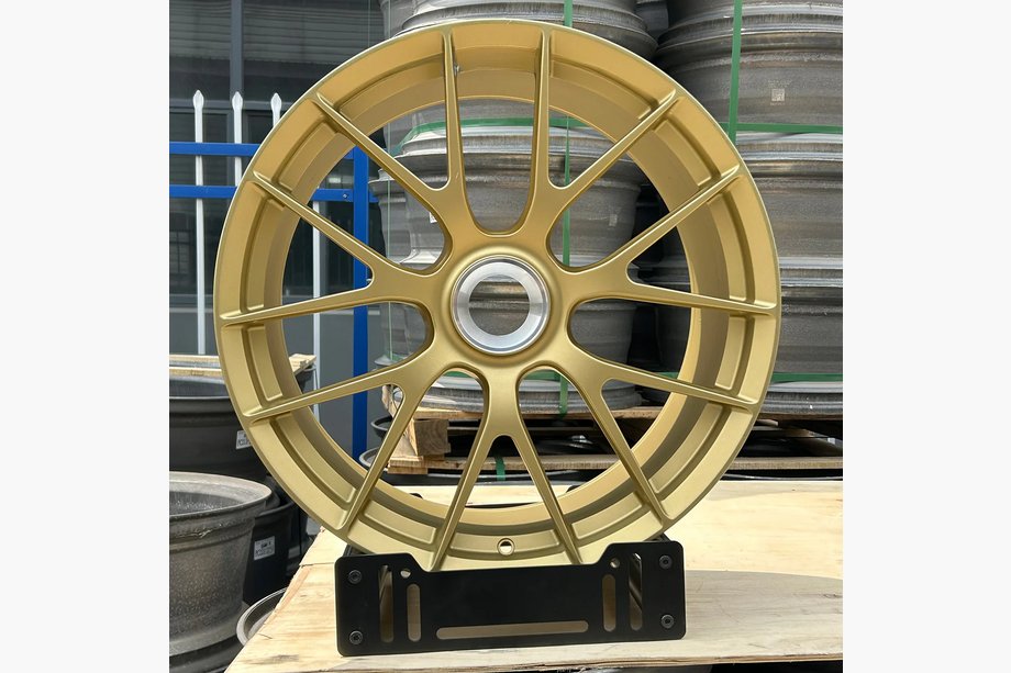 Porsche 911 (992) 2018– Geschmiedete OEM Felgen R20 R21 V33 (4 Stk) Image