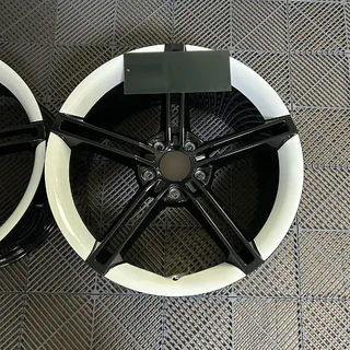 Geschmiedete OEM R21 V2 Felgen (4 Stk) Foto 1