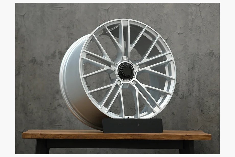 Porsche Taycan 2019- Geschmiedete Felgen OEM R21 V3 (4 Stk) Image