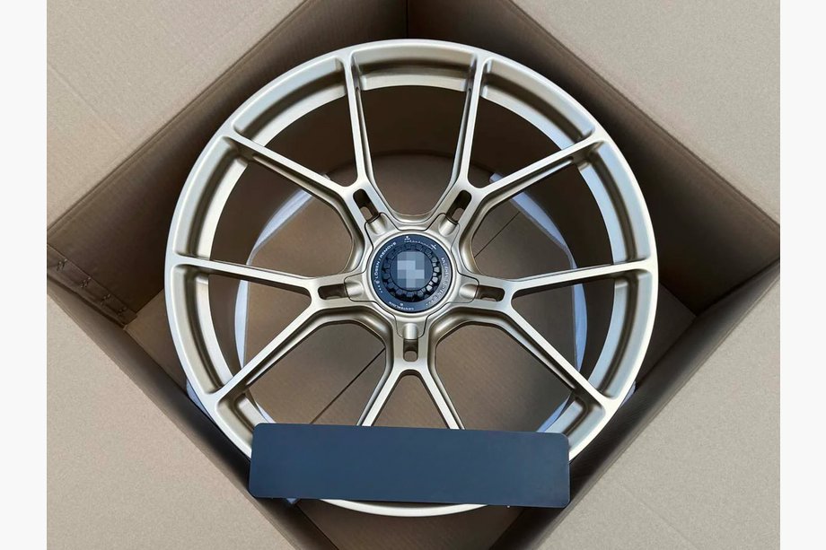 Porsche 911 (992) 2018– Geschmiedete OEM Felgen R20 R21 V41 (4 Stk) Image
