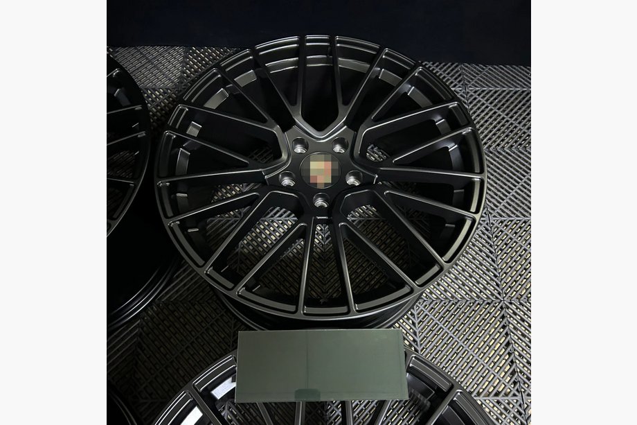 Porsche Cayenne 2018- Geschmiedete Felgen OEM R21 V4 (4 Stk) Image