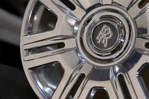 Rolls-Royce Cullinan 2018- Geschmiedete OEM R22 V3 Felgen (4 Stk) Foto 4