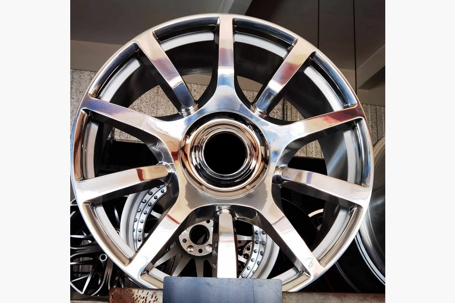 Rolls-Royce Cullinan 2018- Geschmiedete Felgen OEM R24 V2 (4 Stk) Image