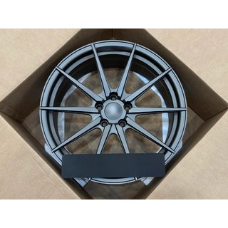 Geschmiedete OEM Felgen R19 (4 Stk) Foto 1
