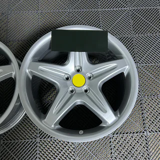 Geschmiedete OEM R18 Felgen (4 Stk) Foto 1