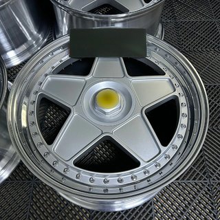 Geschmiedete OEM Felgen R20 (4 Stk) Foto 3