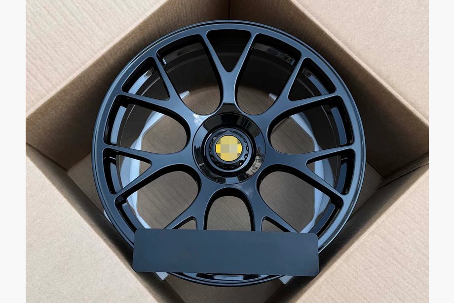 Ferrari 599 GTB Fiorano Geschmiedete OEM Felgen R20 V4 (4 Stk) Foto 1