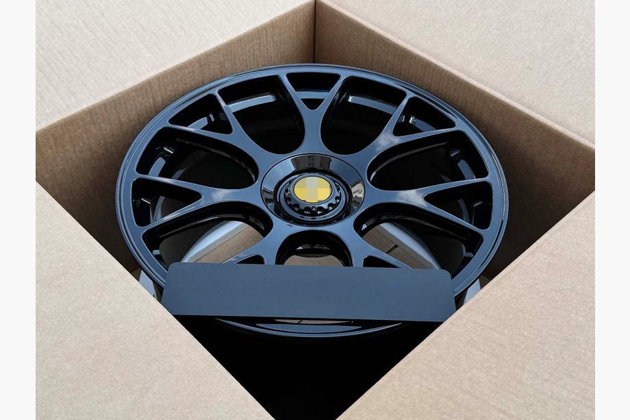 Ferrari 599 GTB Fiorano Geschmiedete OEM Felgen R20 V4 (4 Stk) Foto 4