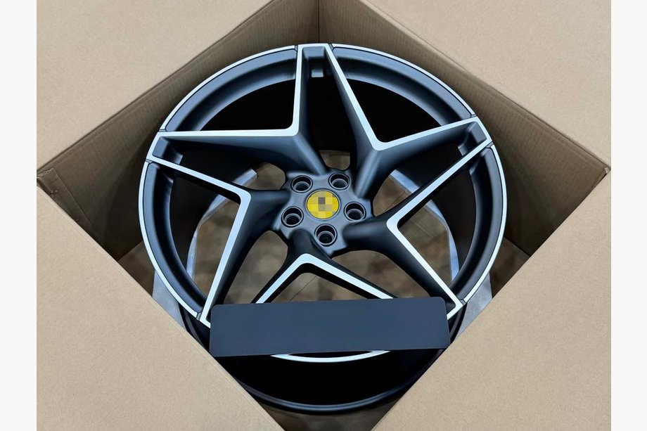 Ferrari F8 Geschmiedete OEM Felgen R20 R21 (4 Stk) Foto 3