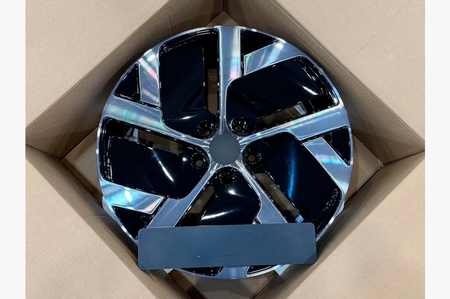 Lucid Air Geschmiedete OEM Felgen R19 V4 (4 Stk) Image
