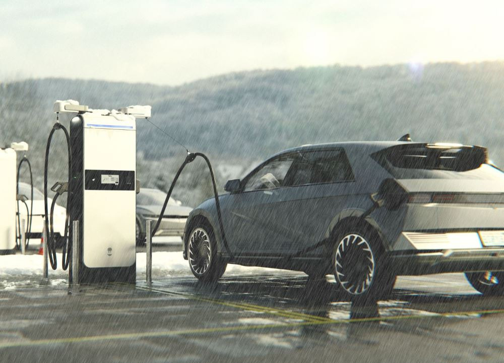 Elektroauto im Regen: Sicherheit und Fahrhinweise
